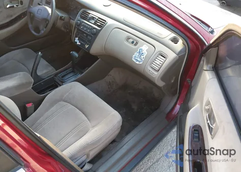 2000 Honda Accord 2.3 Se из США, поврежденный, VIN JHMCG6690YC014359